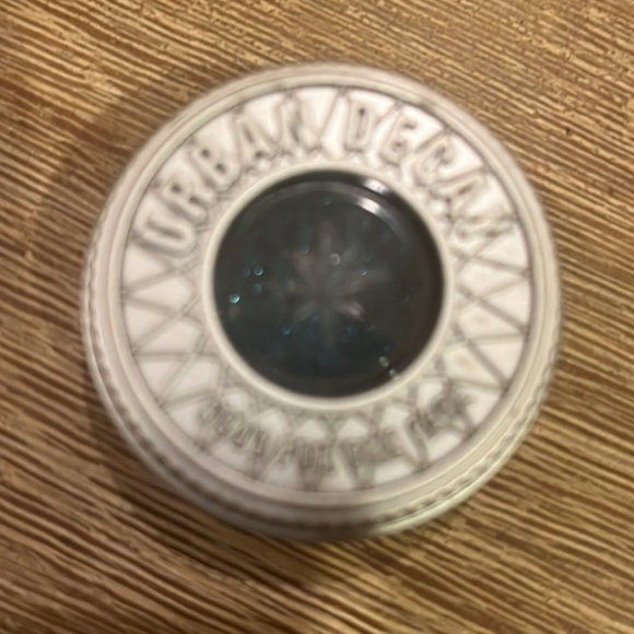 Makeup Bundle - Picture 5 of 12